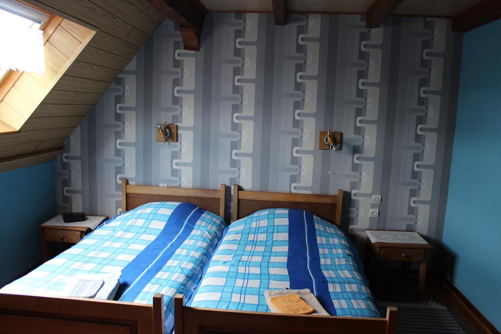 Chambres D'Hotes Au Vieux Moulin Entre Sarreguemine Et Bitche Rahling Szoba fotó