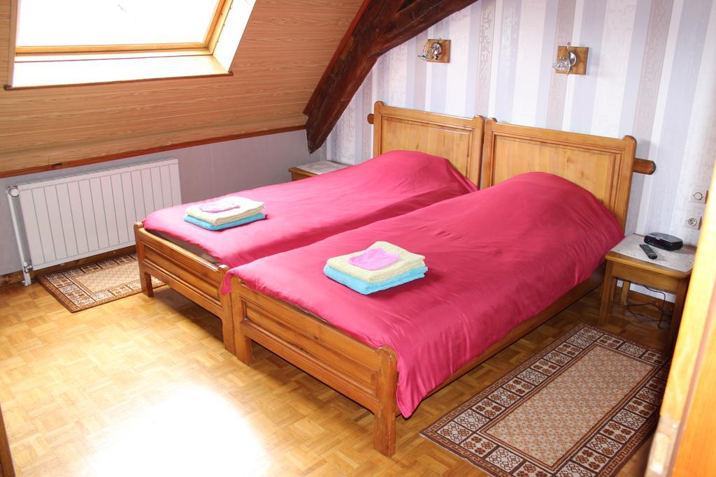 Chambres D'Hotes Au Vieux Moulin Entre Sarreguemine Et Bitche Rahling Szoba fotó